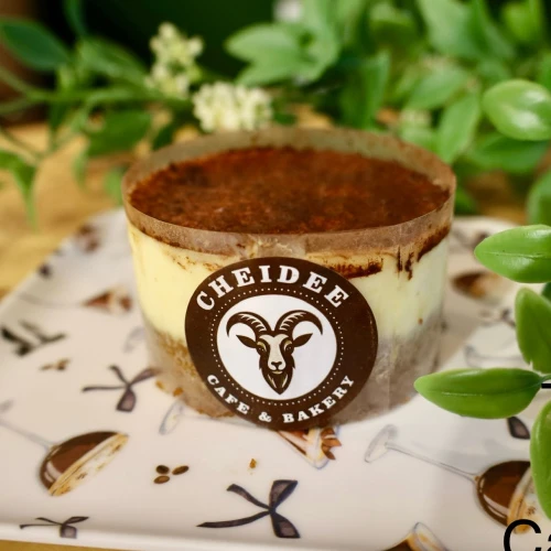 Tiramisu Mousse Cake